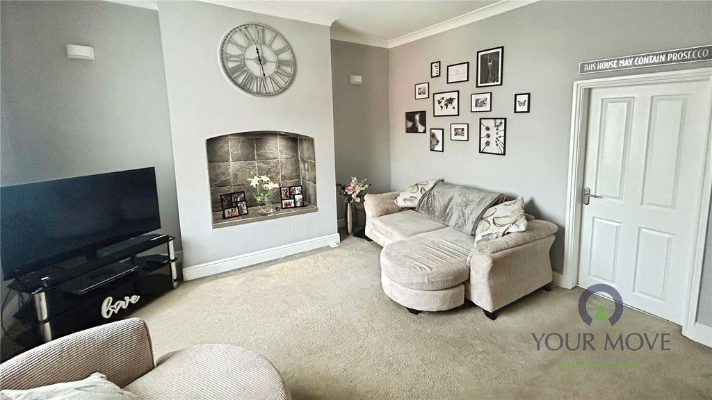 Property photo 2 of 13 Picture No. 20