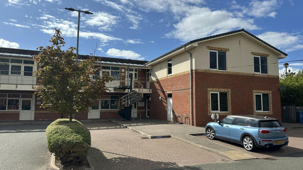 Property photo 3 of 10 Img_0452.Jpg