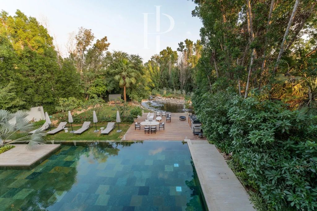 Property photo 1 of 27