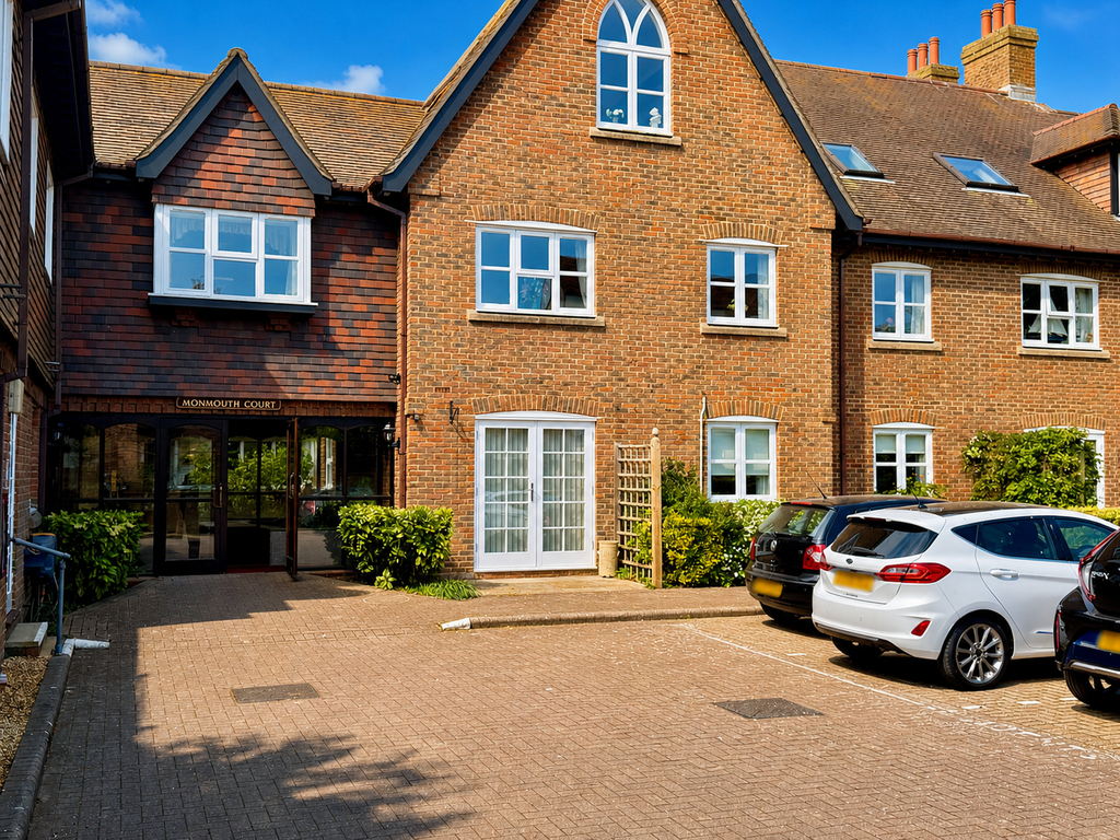 Property photo 1 of 11 10 MC Front
