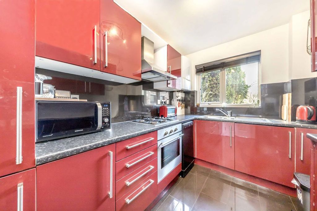 Property photo 3 of 7