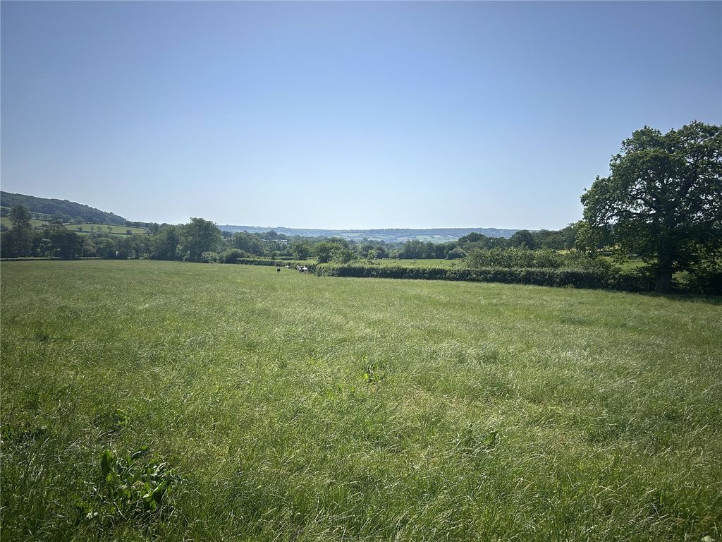 Property photo 2 of 4 Picture No. 37