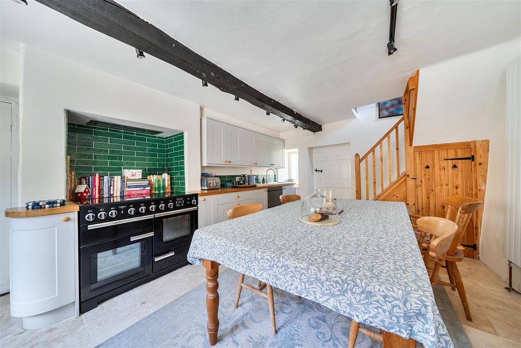 Property photo 2 of 17 Kitchen