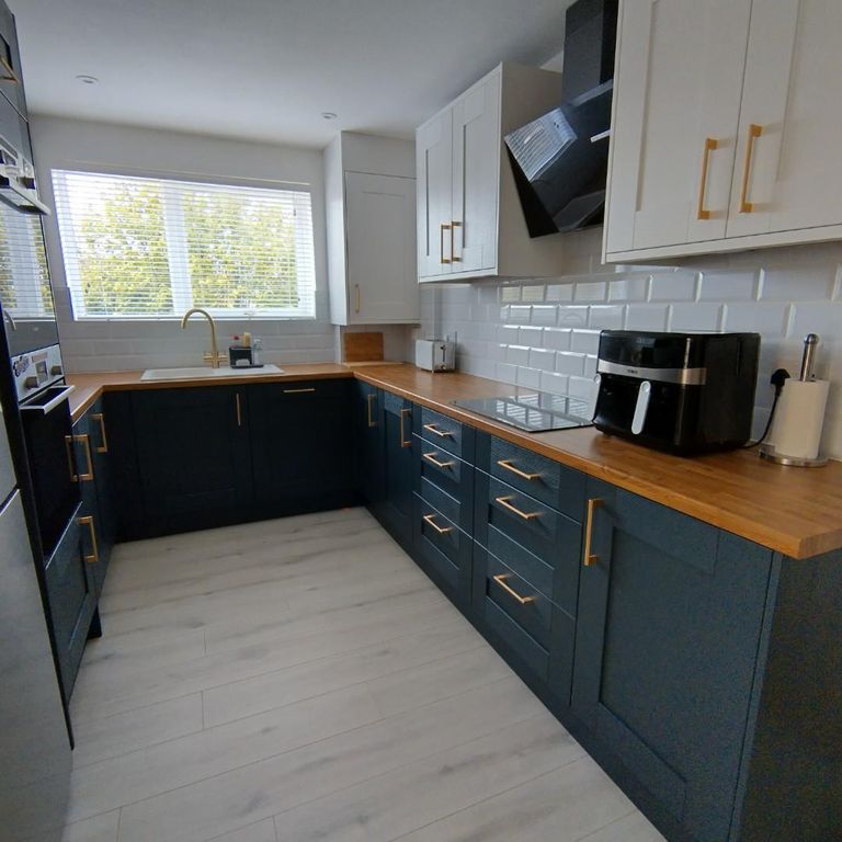 Property photo 2 of 16 1000013230.Jpg