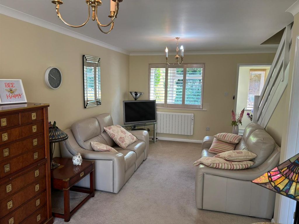 Property photo 3 of 9 Hfig4090.Jpg