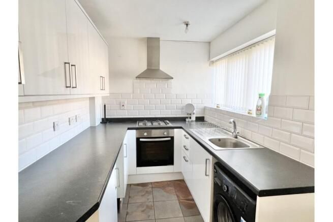 Property photo 2 of 8 7.Jpg