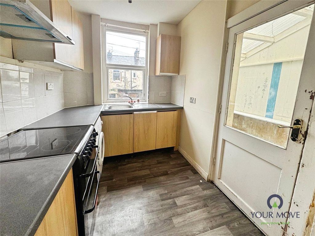 Property photo 3 of 11 Picture No. 06