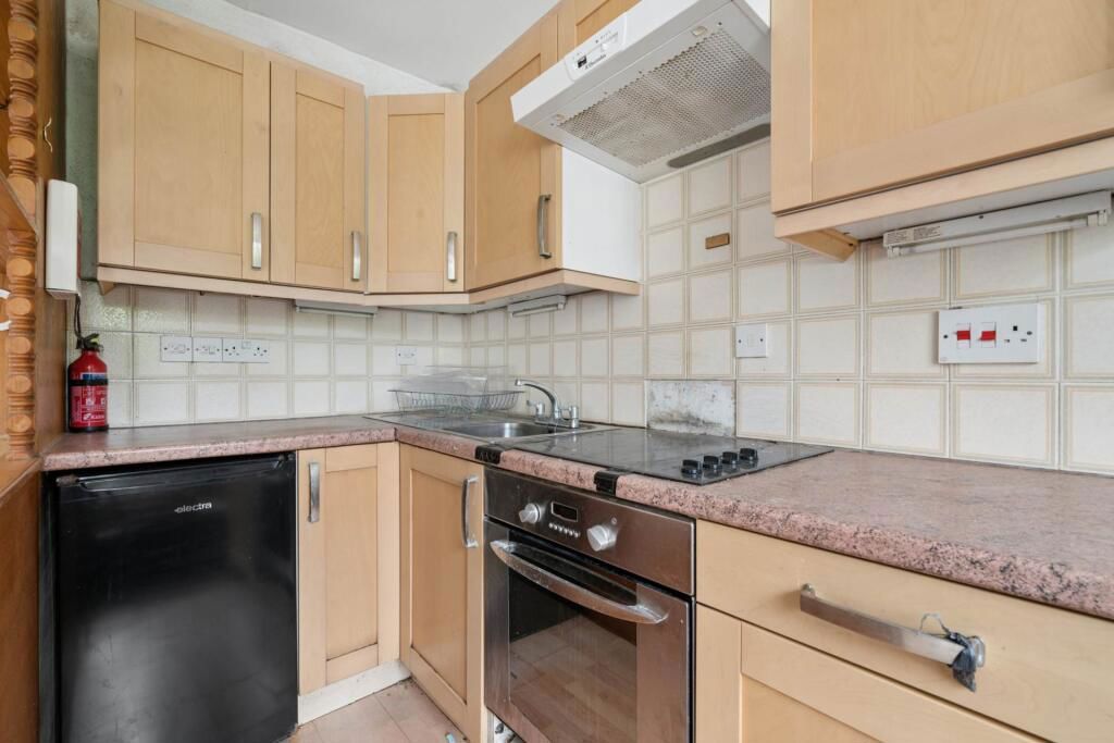 Property photo 2 of 6