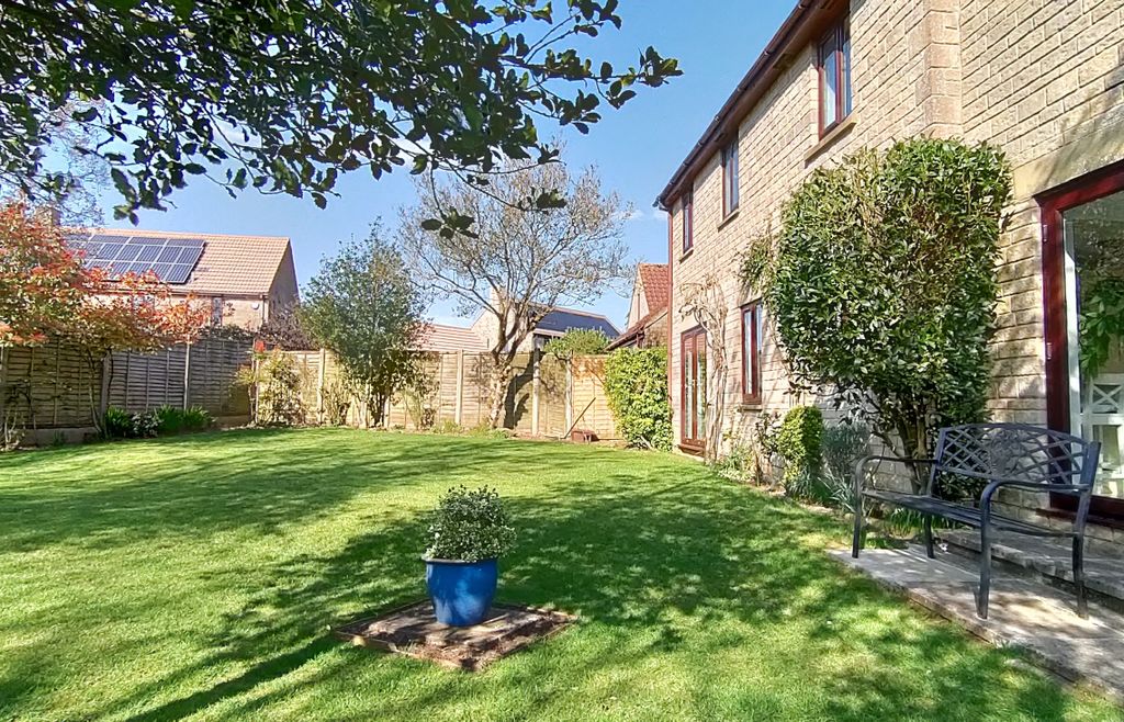 Property photo 2 of 14 Rear Garden