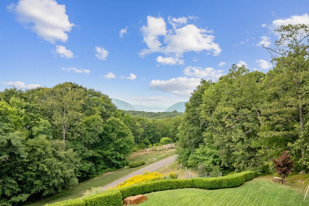 Property photo 3 of 29 <Alttext/>