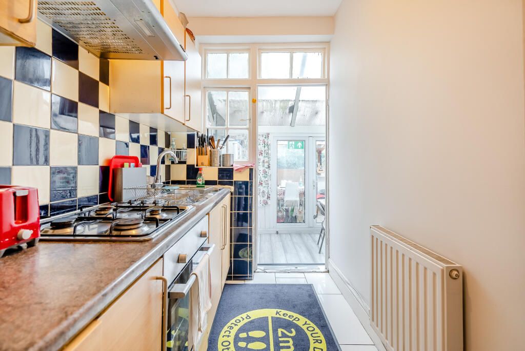 Property photo 2 of 17 204362_321383_Img_02_0000