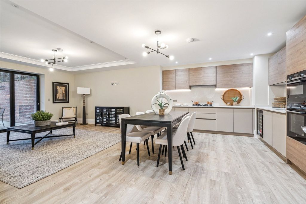 Property photo 2 of 19 Open Plan Living