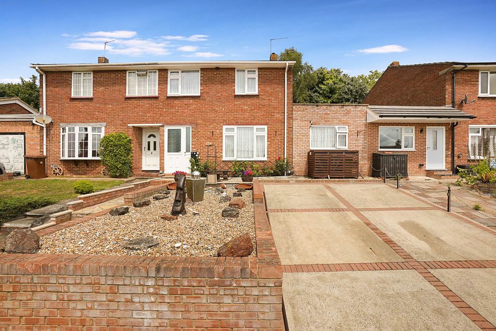Property photo 1 of 19
