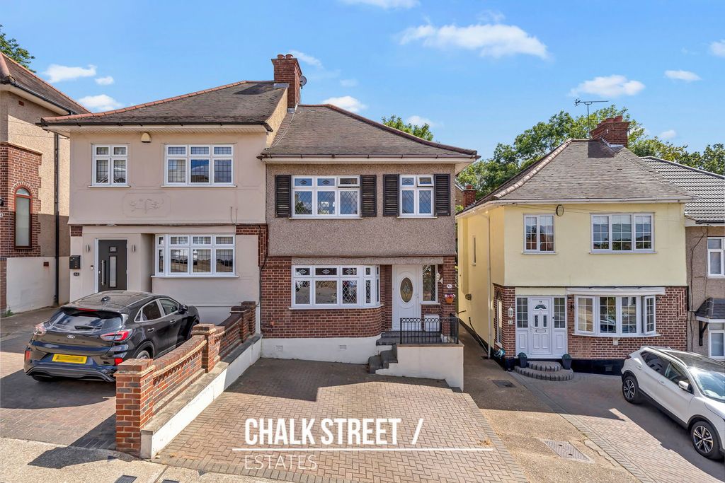 Property photo 1 of 22