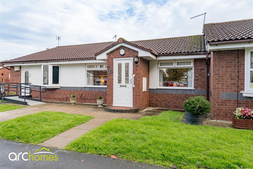 Property photo 1 of 20 Thurlow-15.Jpg