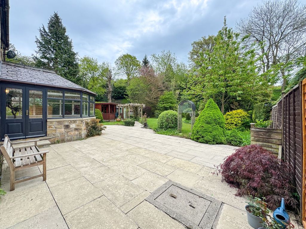 Property photo 3 of 32