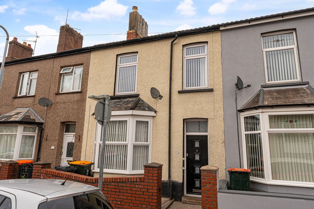 Property photo 1 of 34