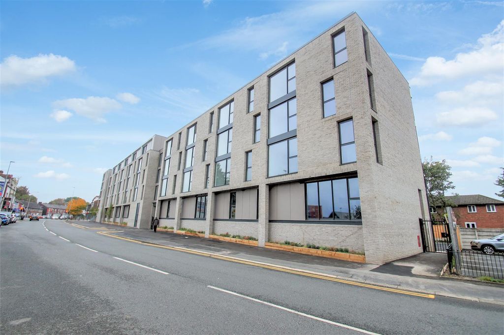 Property photo 1 of 29