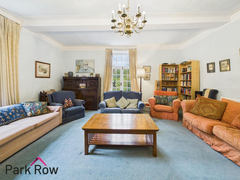 Property photo 2 of 51