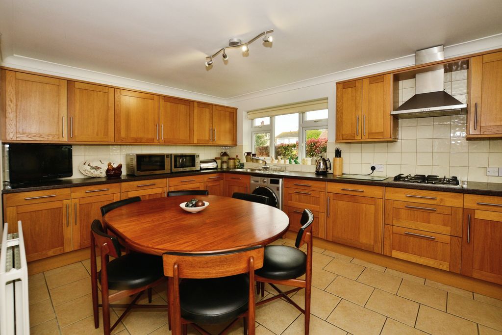 Property photo 2 of 16 Photography