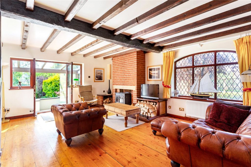 Property photo 3 of 16 Picture No. 05