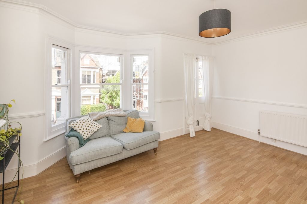 Property photo 2 of 9 1Bbcac2E-E258-F11...