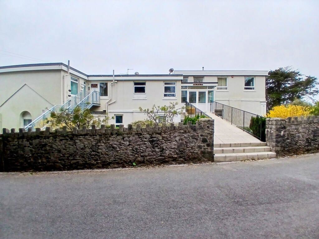 Property photo 1 of 6