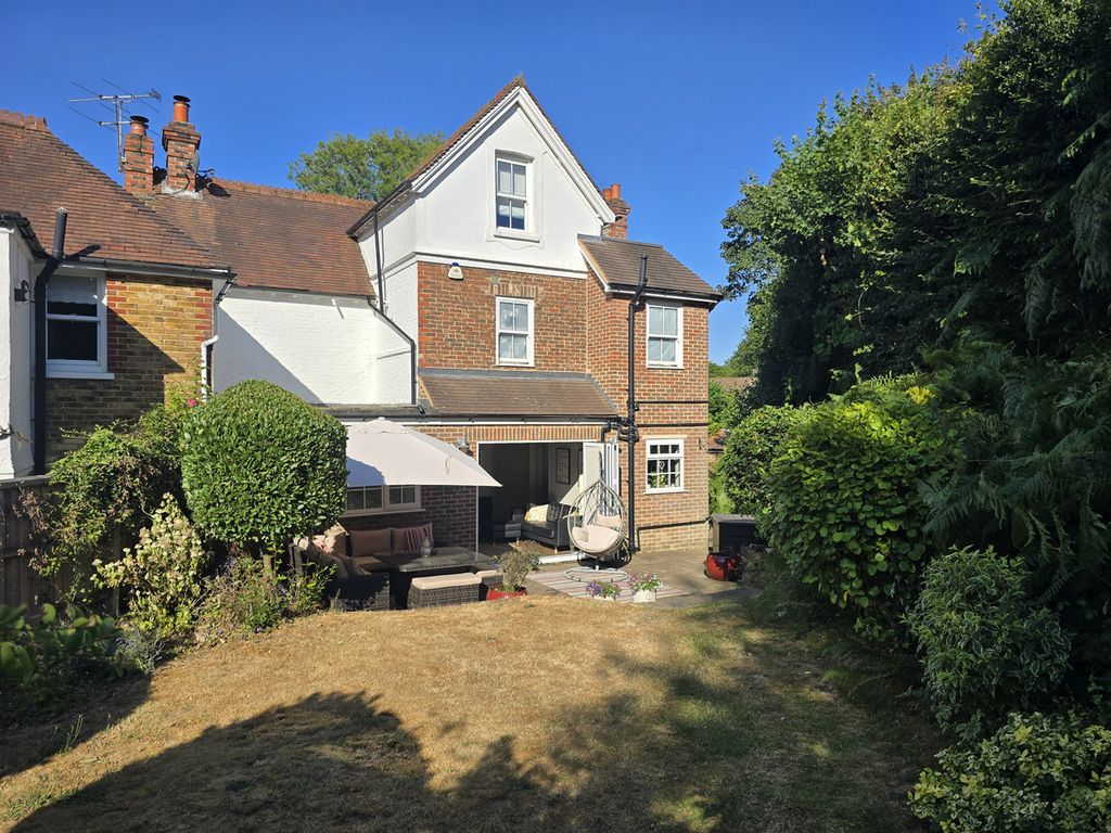 Property photo 1 of 18