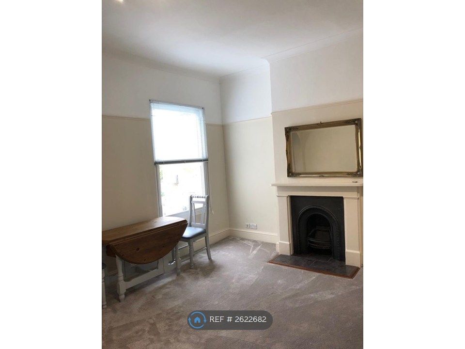 Property photo 3 of 7