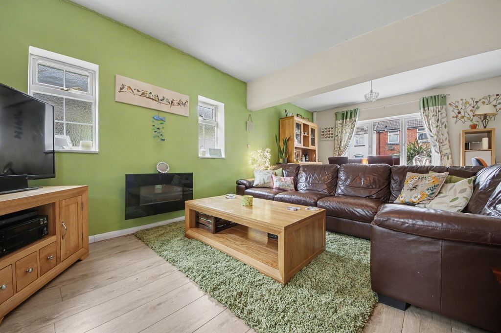 Property photo 2 of 15