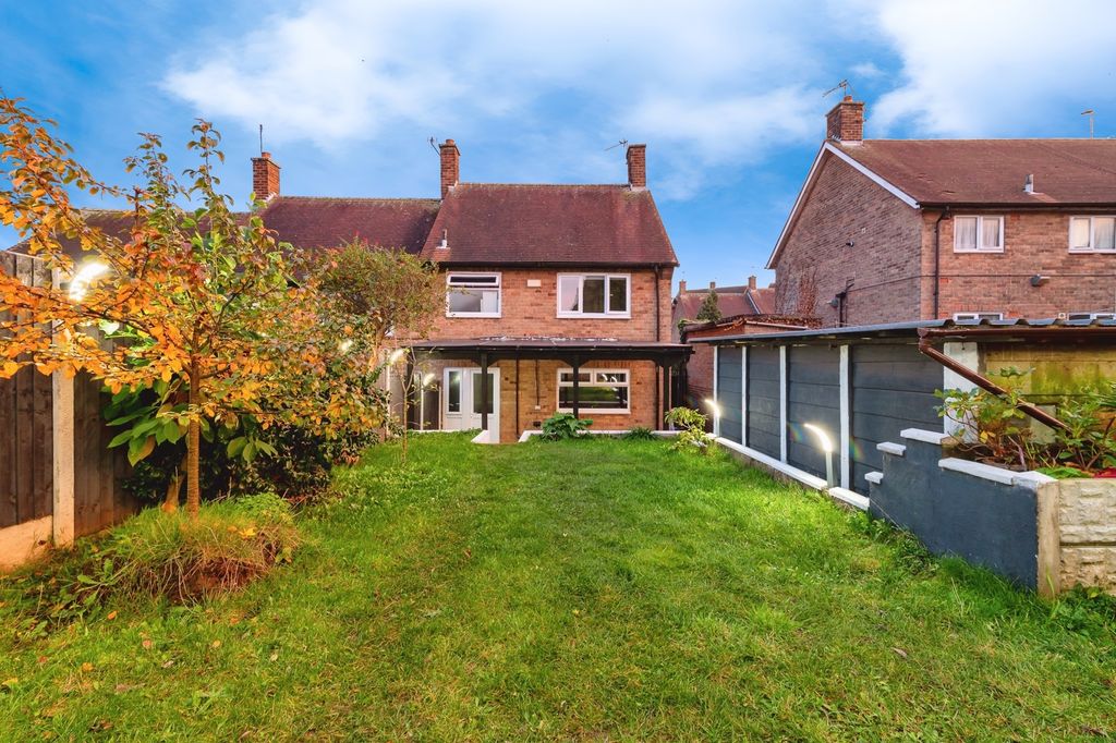 Property photo 2 of 19 Photo