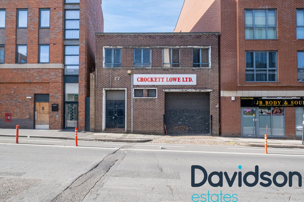 Property photo 1 of 8