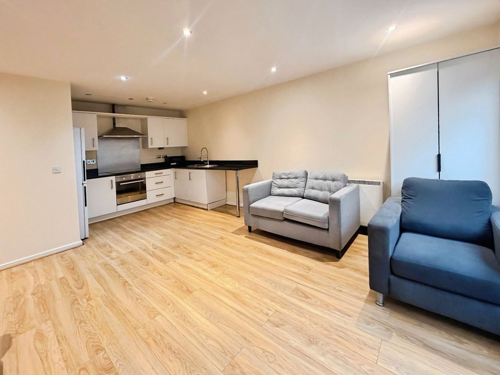 Property photo 2 of 13 Picture No. 38