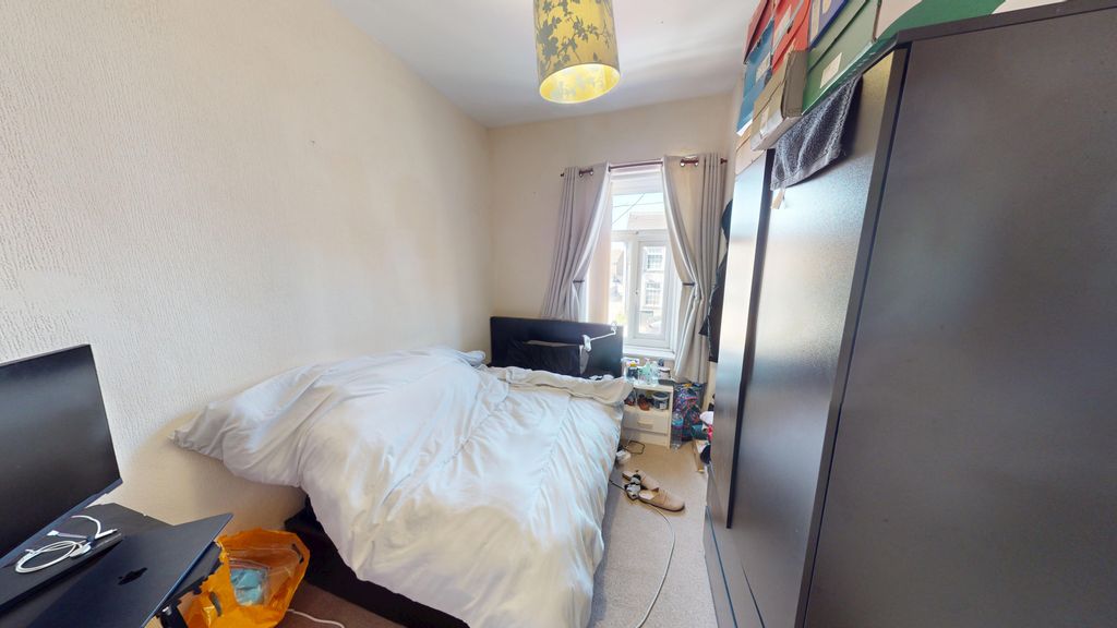 Property photo 3 of 6 Img_8933