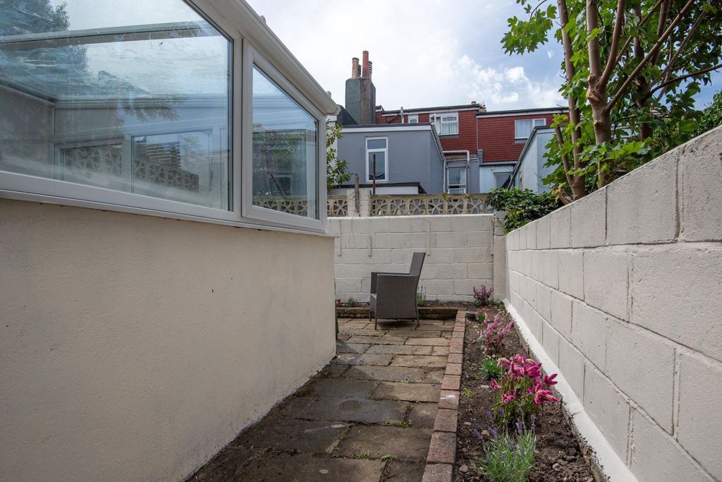 Additional image 23 of 7 bed semi-detached house to rentBernard Road, Brighton BN2