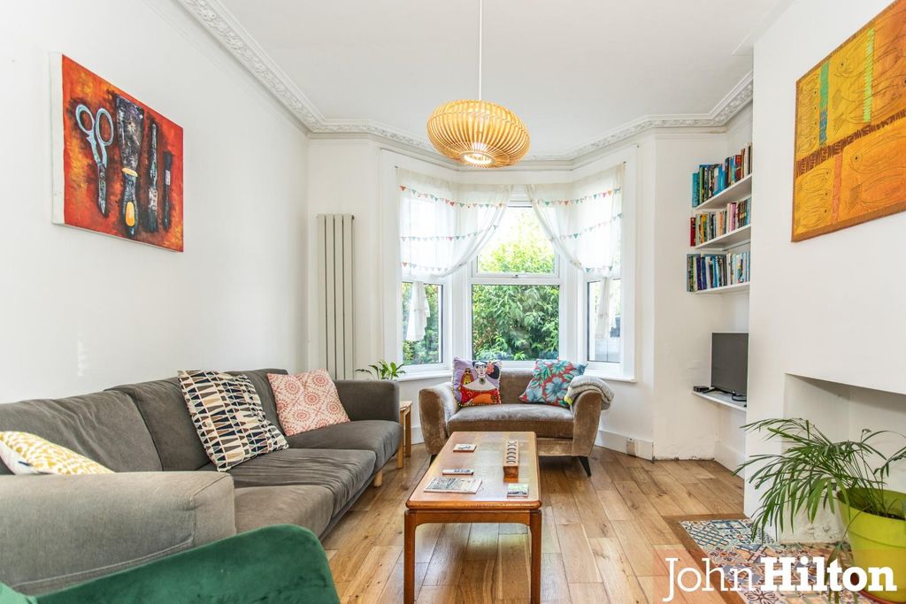 Property photo 3 of 21 Elm Grove -25.Jpg