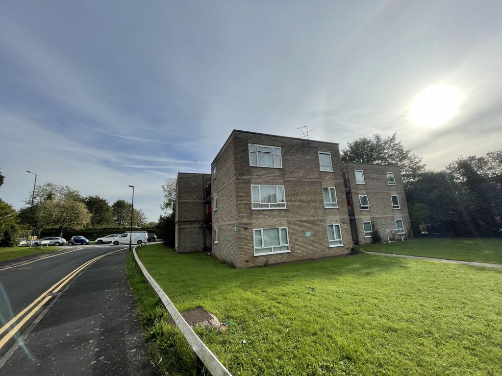 Property photo 1 of 11 External