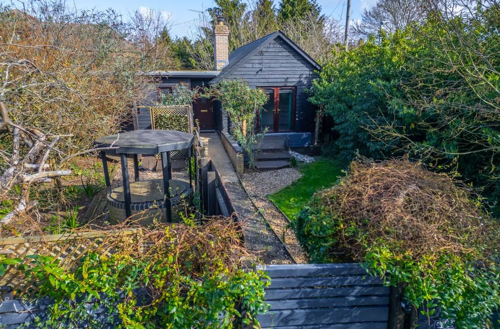Property photo 3 of 7