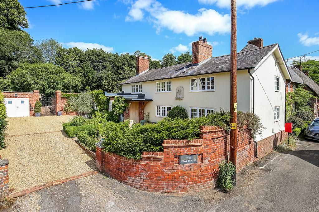 Property photo 1 of 17 Image