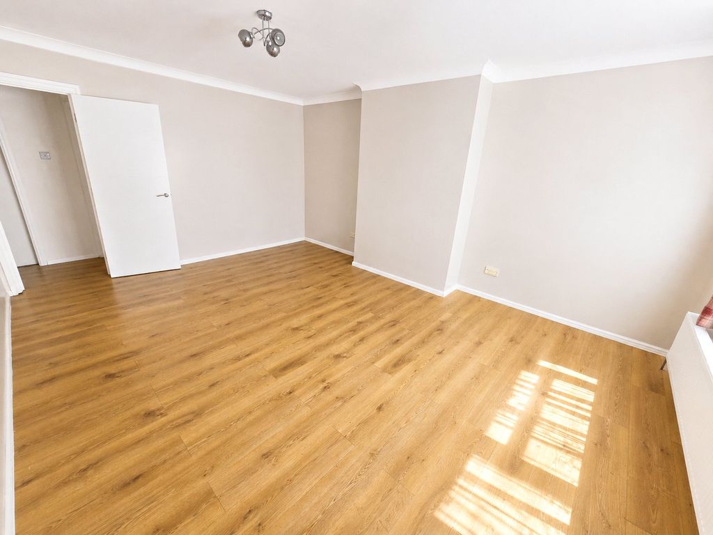 Property photo 2 of 10 Lounge