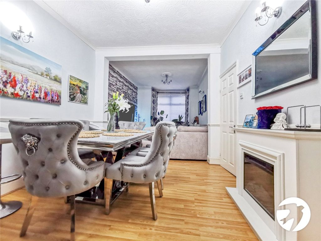 Property photo 2 of 12 Picture No. 07