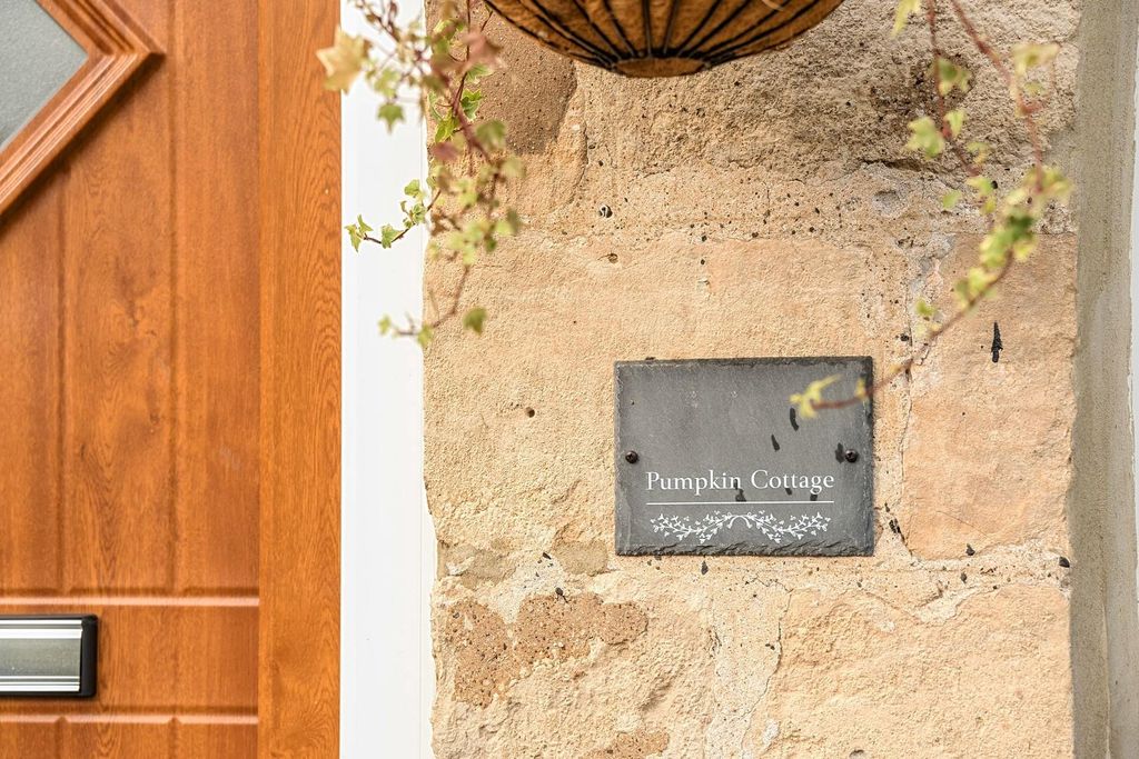 Property photo 2 of 14 Lifestyle Name Sign.Jpg