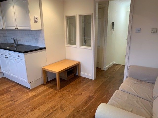 Property photo 2 of 7 Photo 2