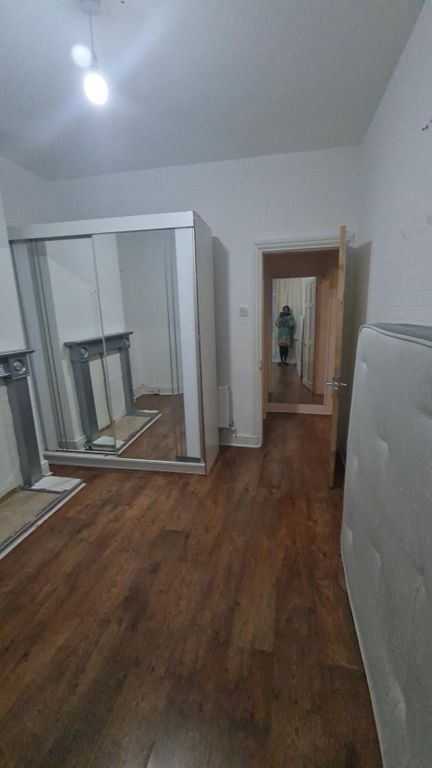 Property photo 3 of 7 Gallery