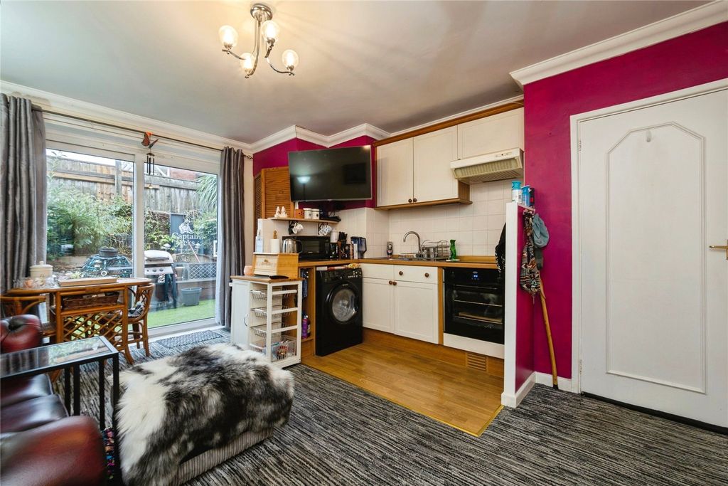 Property photo 3 of 11 Picture No. 08