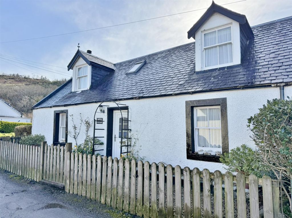 Property photo 3 of 63 Beach Cottage