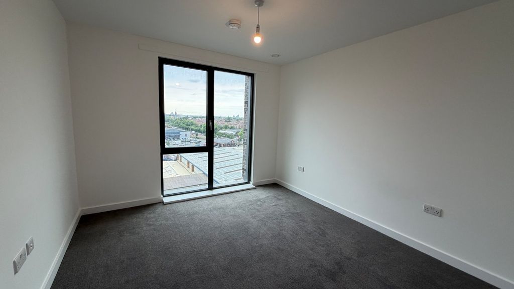 Property photo 3 of 5 Picture No. 03
