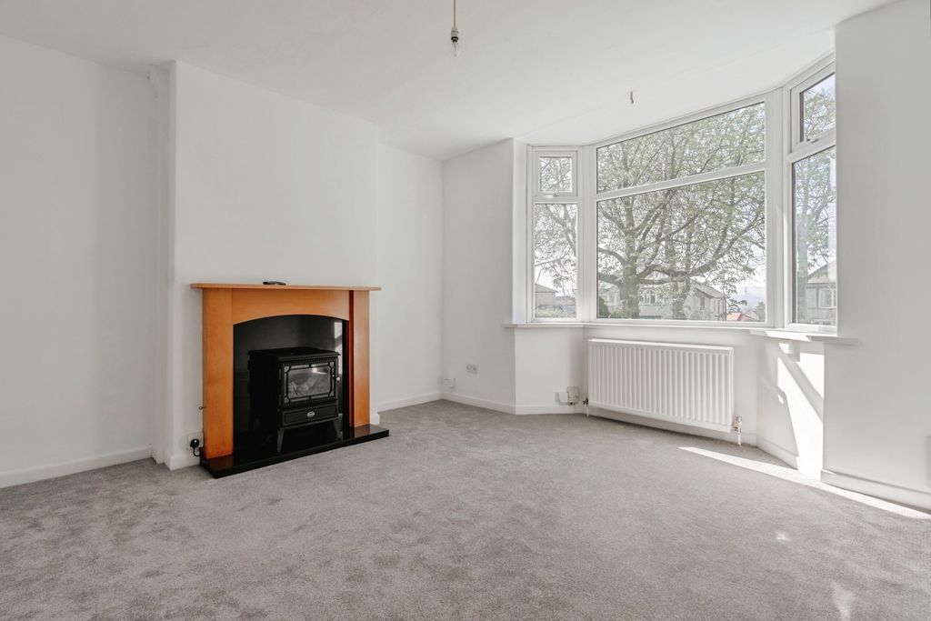 Property photo 3 of 16 Pbox-Img.Jpg