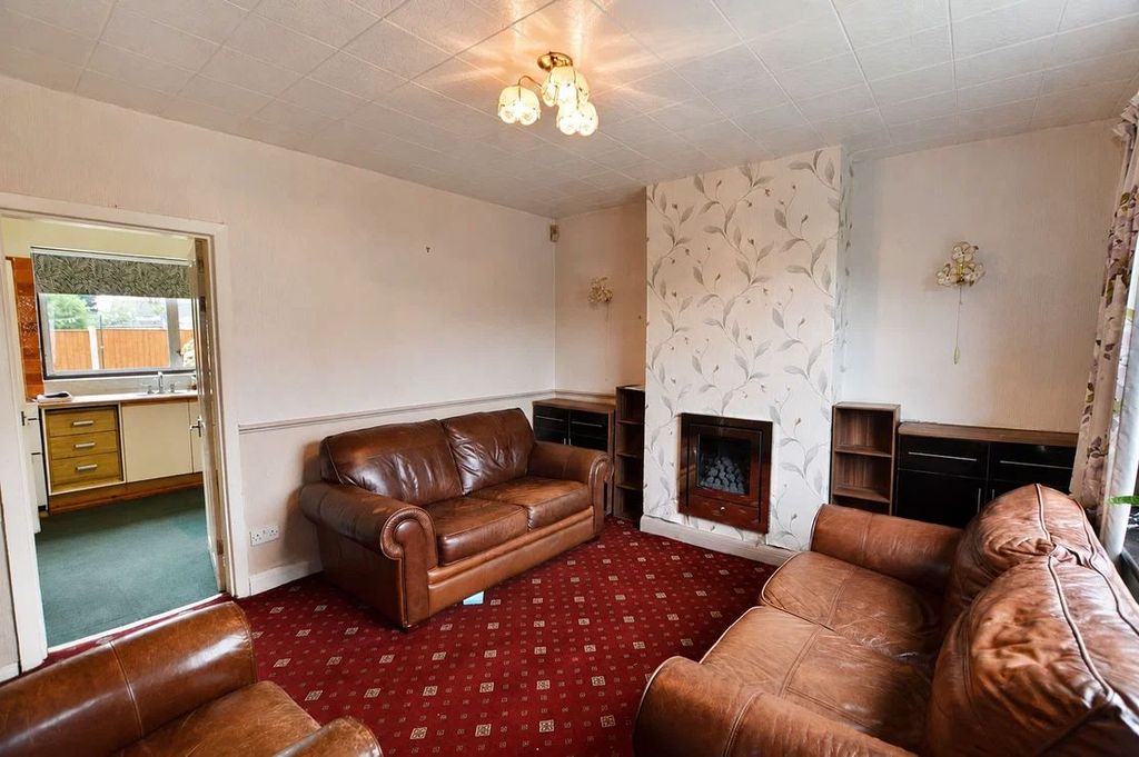 Property photo 3 of 22