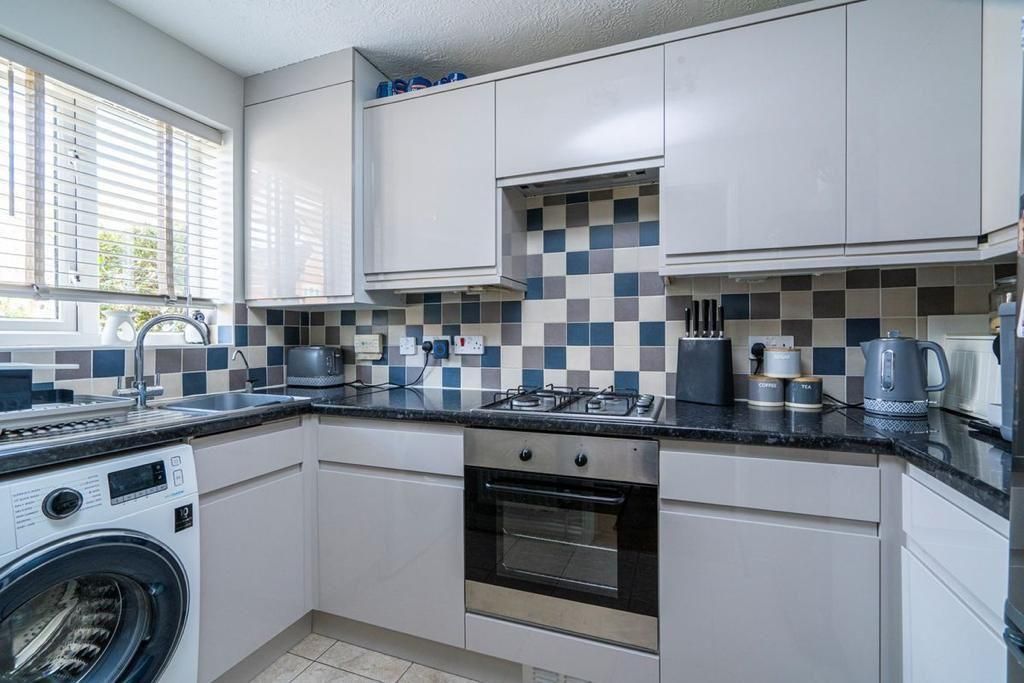 Property photo 2 of 10 Photo 2